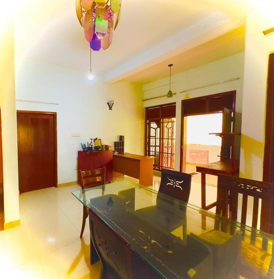 Golden Town Hotel Tangalle Exterior photo