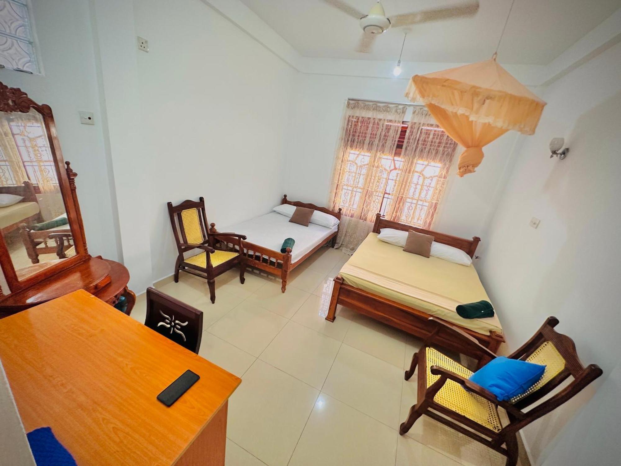 Golden Town Hotel Tangalle Exterior photo